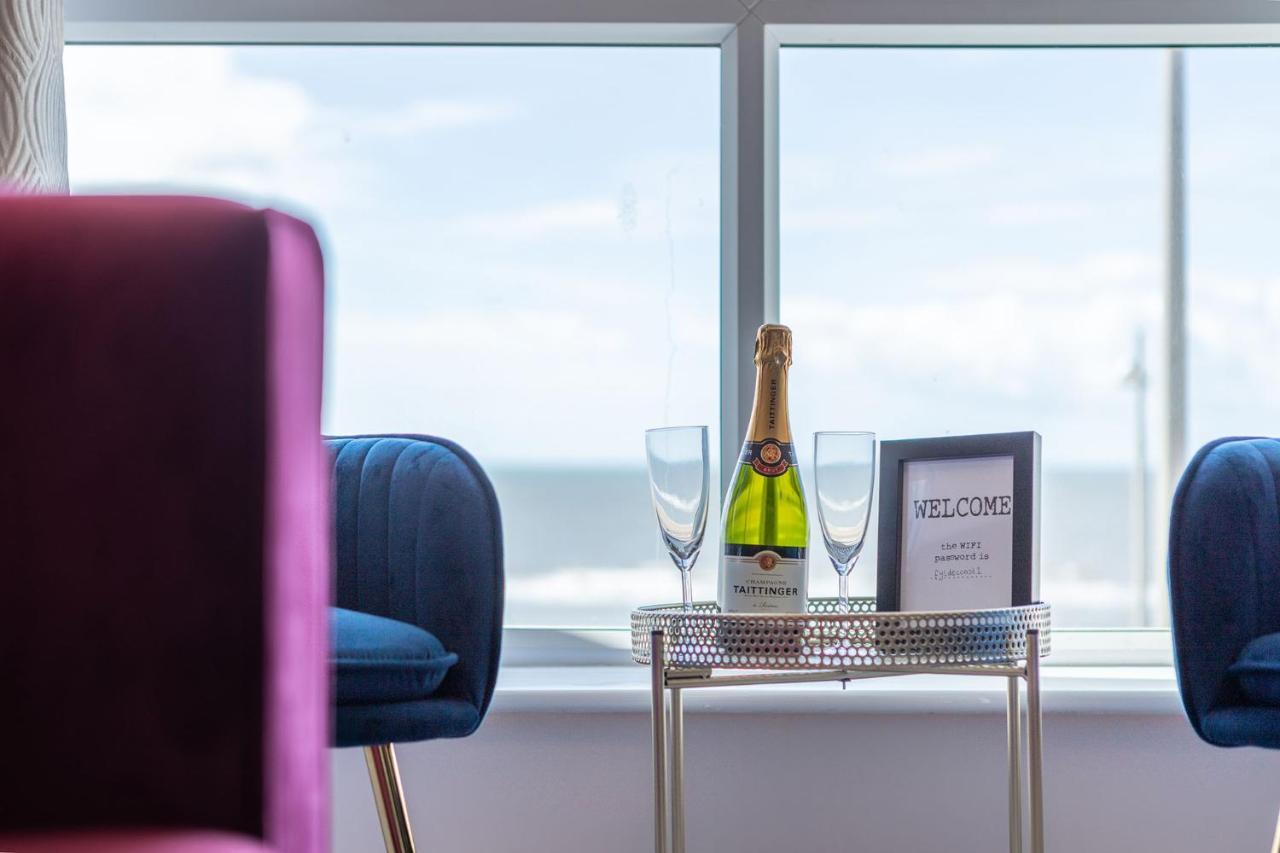 Charles Alexander Short Stay - Highcliffe Apartments Cleveleys Ngoại thất bức ảnh