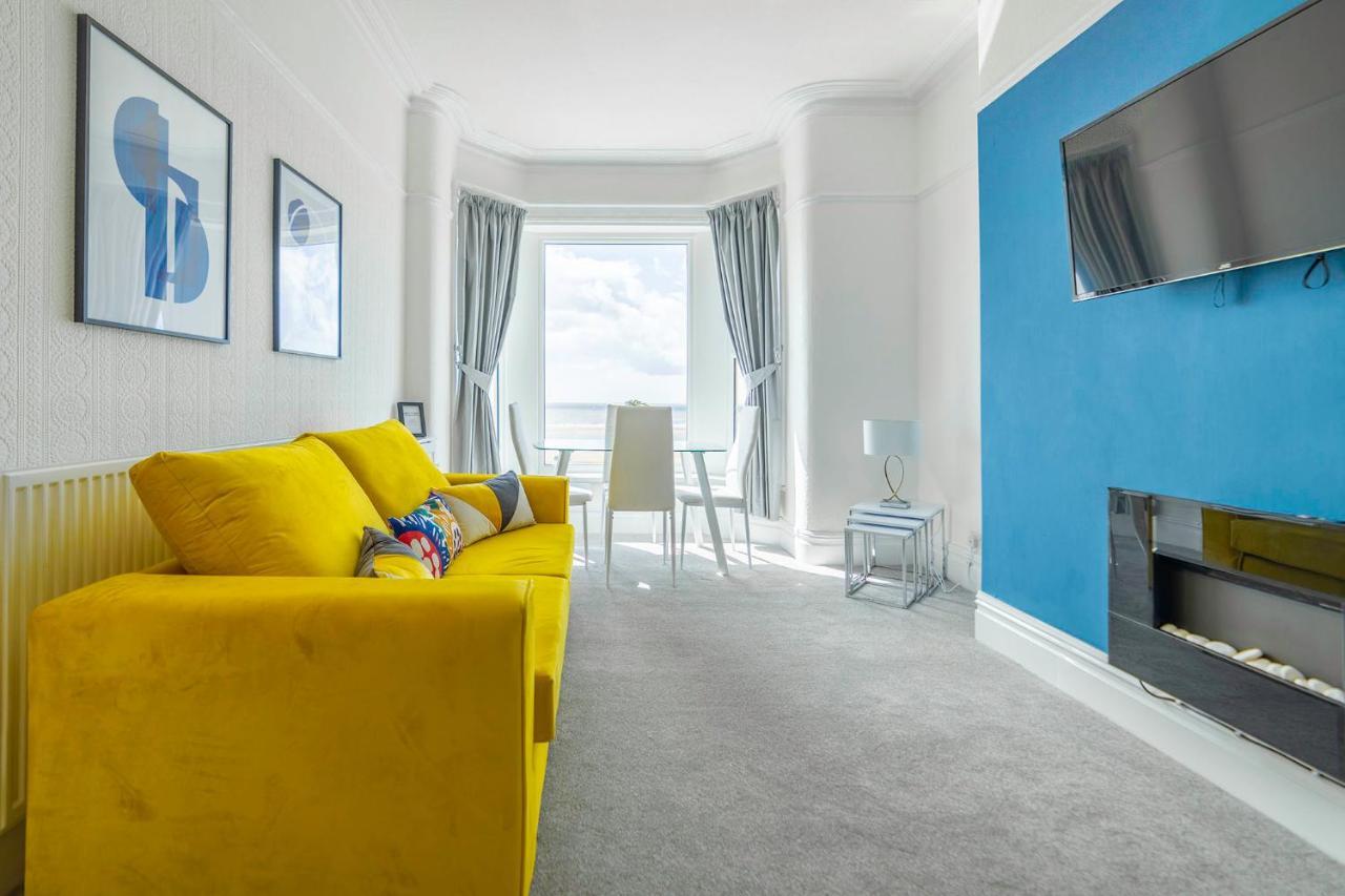 Charles Alexander Short Stay - Highcliffe Apartments Cleveleys Ngoại thất bức ảnh