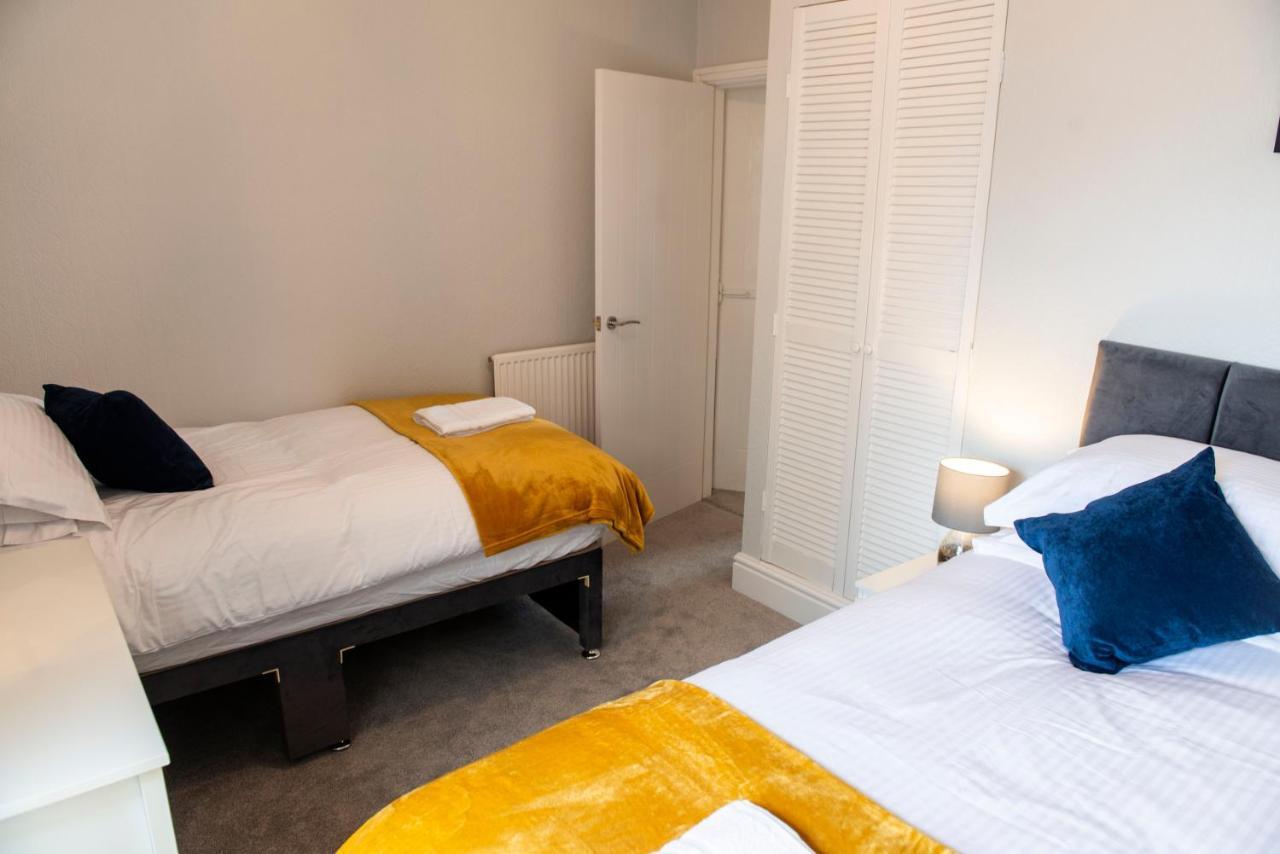 Charles Alexander Short Stay - Highcliffe Apartments Cleveleys Ngoại thất bức ảnh