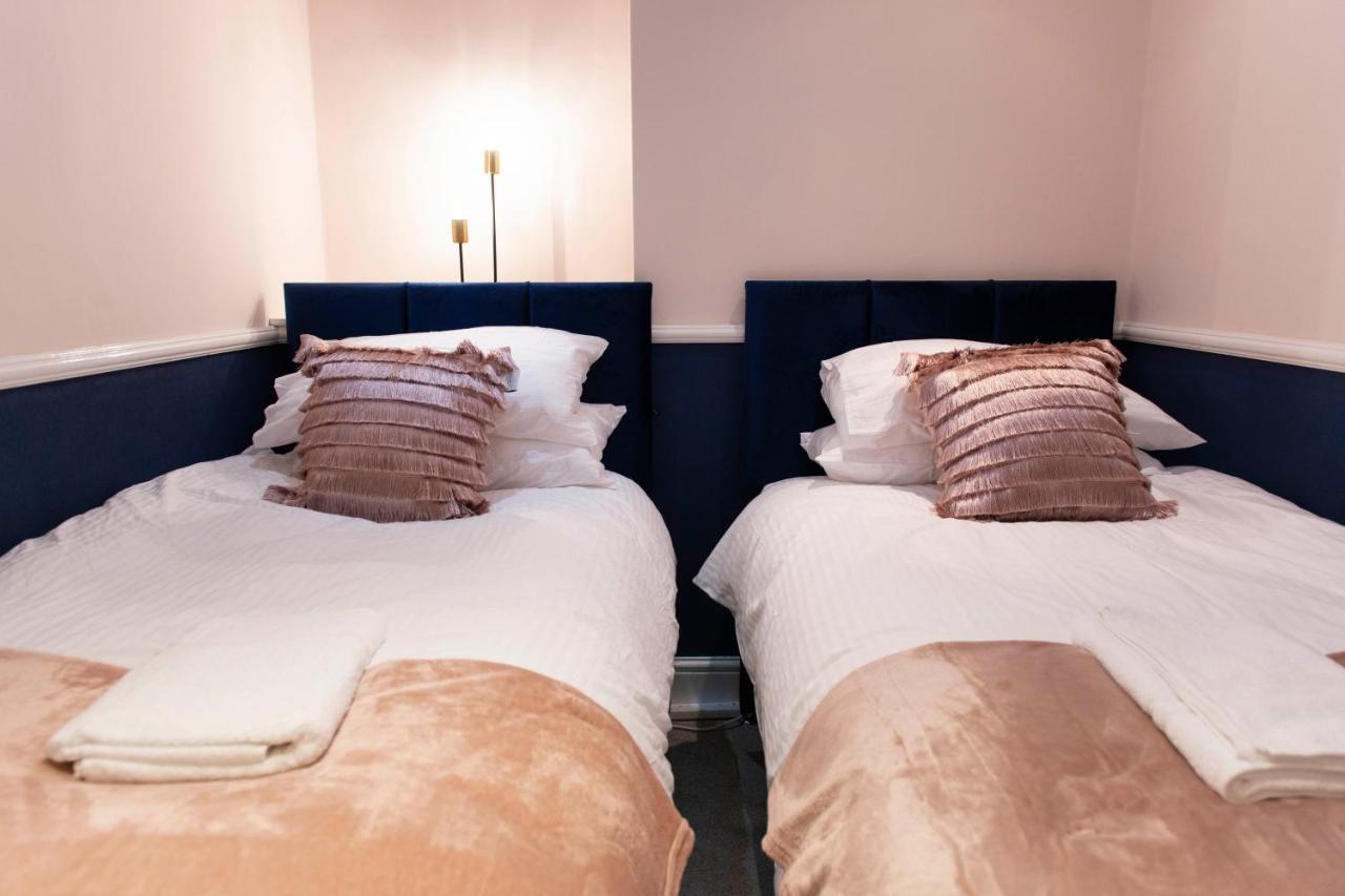 Charles Alexander Short Stay - Highcliffe Apartments Cleveleys Ngoại thất bức ảnh