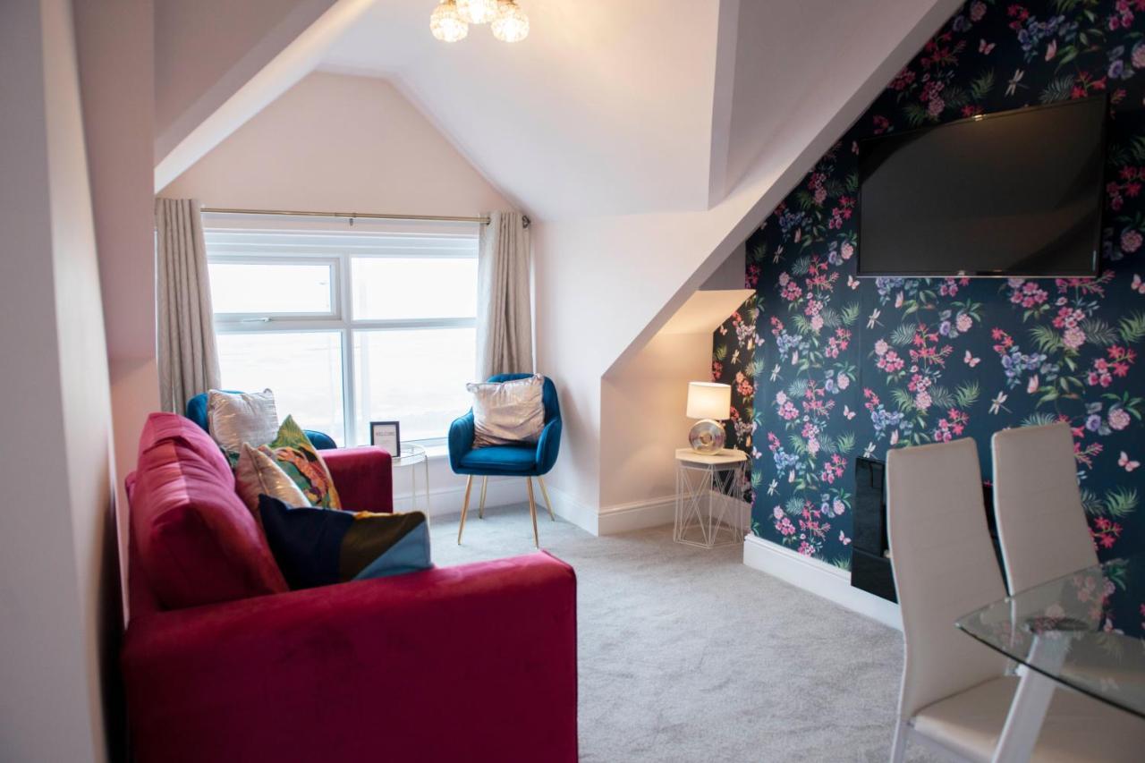 Charles Alexander Short Stay - Highcliffe Apartments Cleveleys Ngoại thất bức ảnh