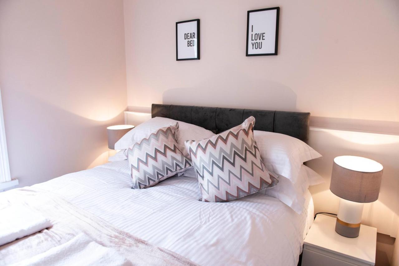 Charles Alexander Short Stay - Highcliffe Apartments Cleveleys Ngoại thất bức ảnh
