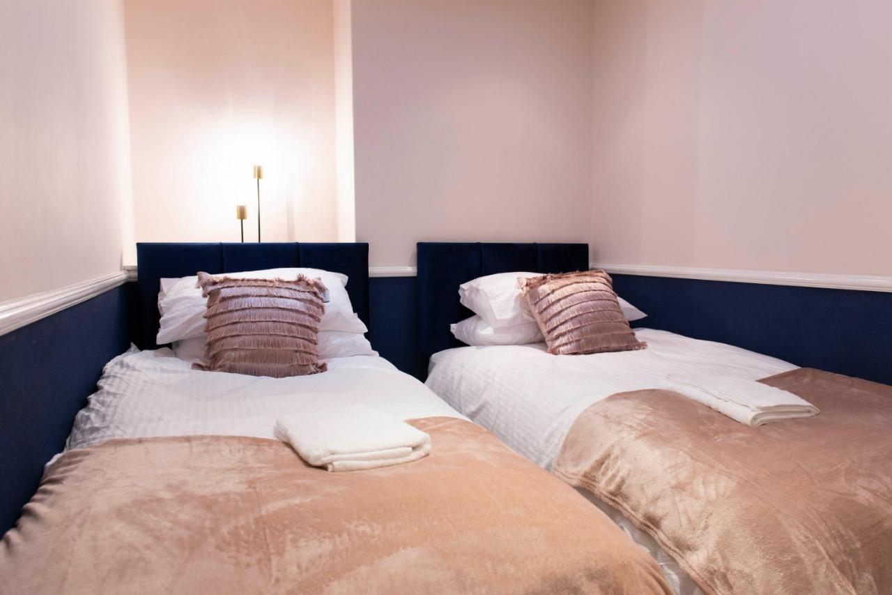 Charles Alexander Short Stay - Highcliffe Apartments Cleveleys Ngoại thất bức ảnh